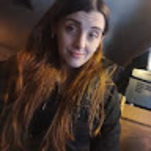 Meet your Posher, Roxanne - Picture 1 of 1